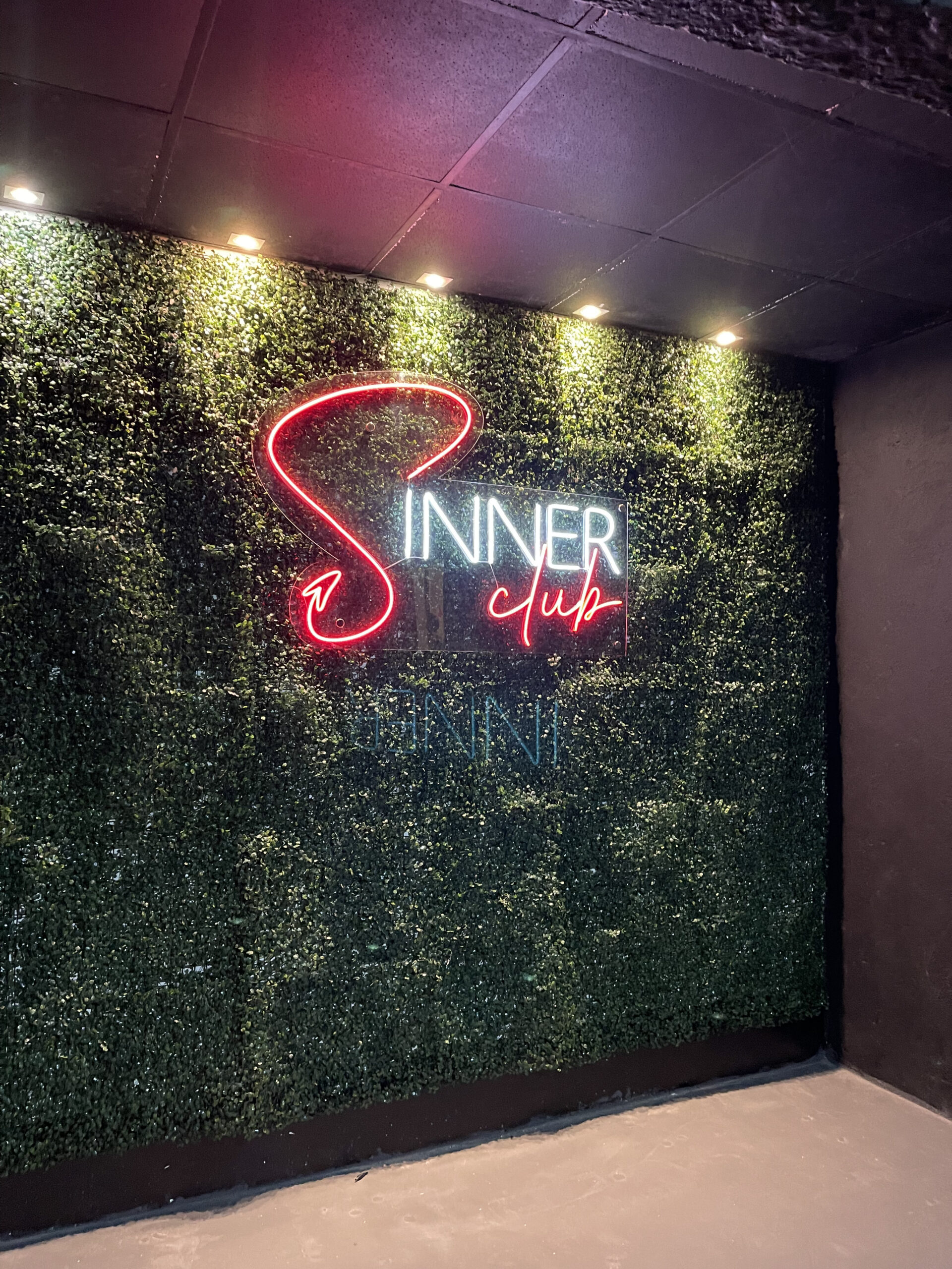 Interior Sinner Club